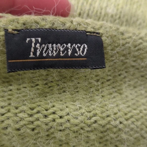 Greek Angora Sweater - Picture 4 of 8